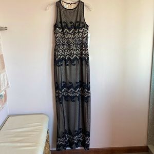 London Times Long Nude Dress with Black Lace